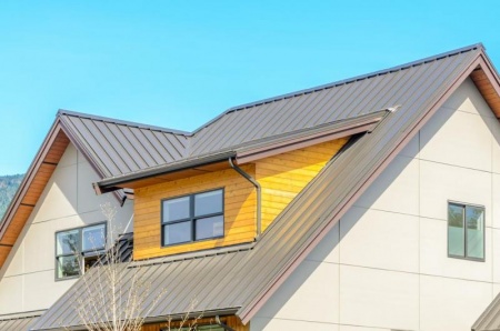 L'habillage des boiseries de toiture, un d&eacute;tail qui prot&egrave;ge autant qu'il embellit